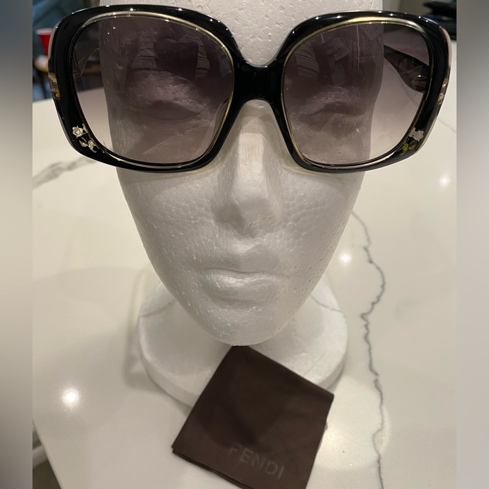 FENDI Sunglasses